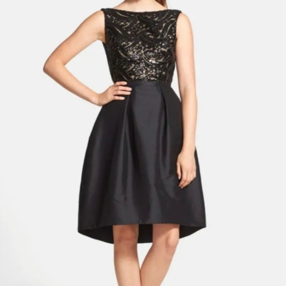 Stunning Monique  Lhullier ML black sequined cocktail dress. Size 6.